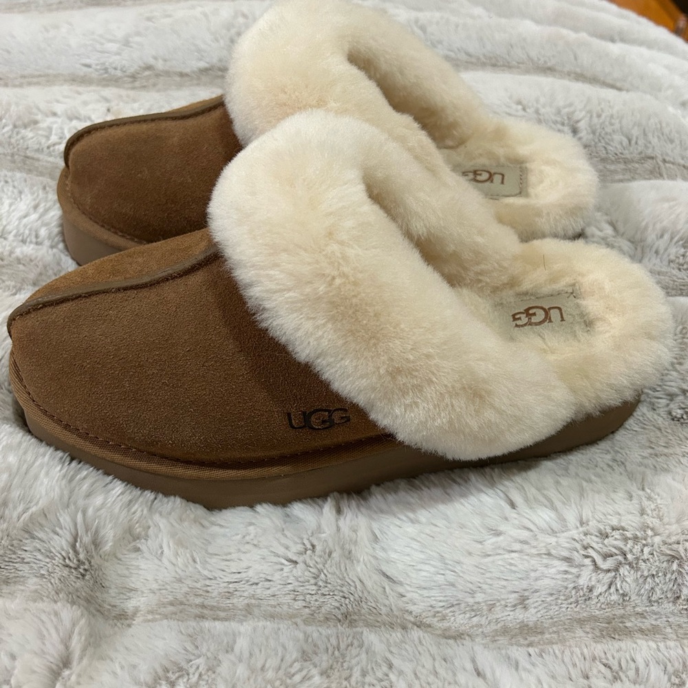 UGG DISQUETTE SLIPPERS